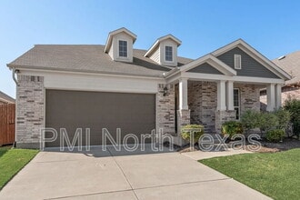 1900 Spoonbill Dr in Little Elm, TX - Building Photo - Building Photo