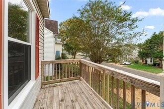 7713 Breaker Point Ct in Chesterfield, VA - Foto de edificio - Building Photo