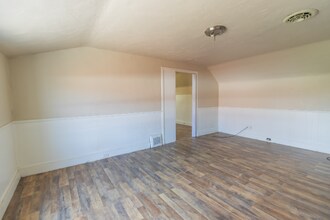 837 Wayside Rd-Unit -5 in Cleveland, OH - Building Photo - Building Photo