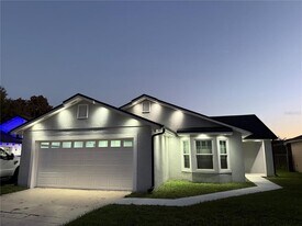 128 Sandalwood Dr in Kissimmee, FL - Building Photo