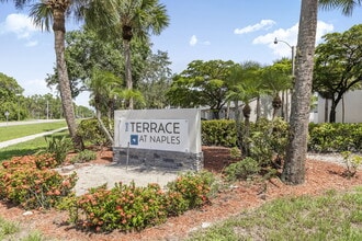 Terrace at Naples in Naples, FL - Foto de edificio - Building Photo