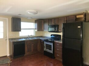 259 Madison Blvd, Unit B in Nashville, TN - Foto de edificio - Building Photo