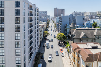 Jackson Tower in San Francisco, CA - Foto de edificio - Building Photo