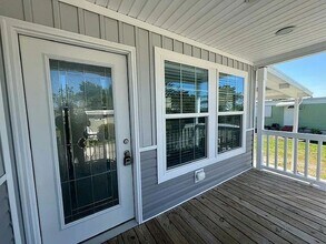 608 Elephant Way in North Fort Myers, FL - Building Photo - Building Photo