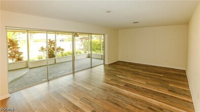 5654 Eichen Cir in Ft. Myers, FL - Building Photo - Building Photo