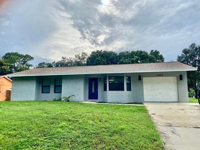 property at 1932 SW Capri St