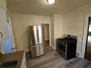 1547 Hillcrest Rd in East Cleveland, OH - Building Photo - Building Photo