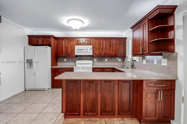 8107 SW 23rd Ct in North Lauderdale, FL - Building Photo - Building Photo