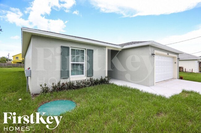 3501 SW Voyager St in Port St. Lucie, FL - Building Photo - Building Photo