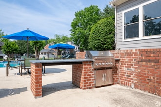 Creekstone Apartments in Nashville, TN - Building Photo - Building Photo