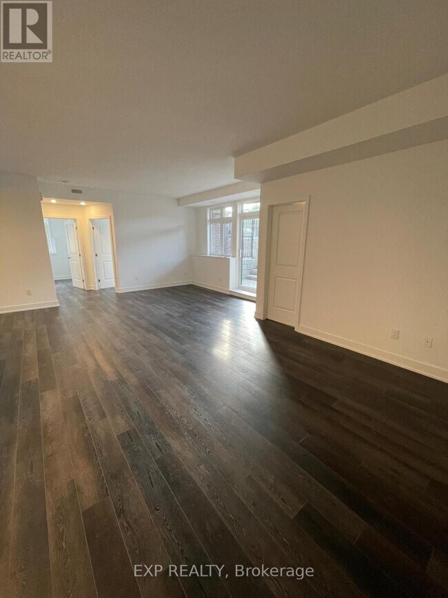 380 Rolling Meadow Crescent in Ottawa, ON - Building Photo - Building Photo