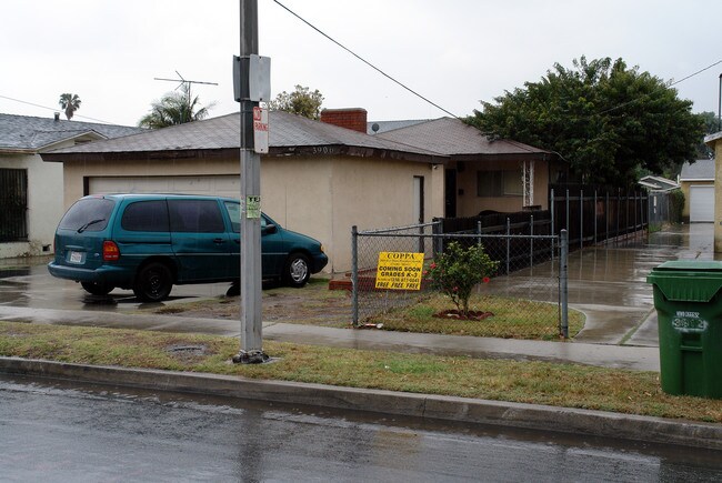 3908 W 107th St in Inglewood, CA - Building Photo - Building Photo