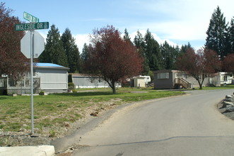 Wooded Village in Lacey, WA - Foto de edificio - Other