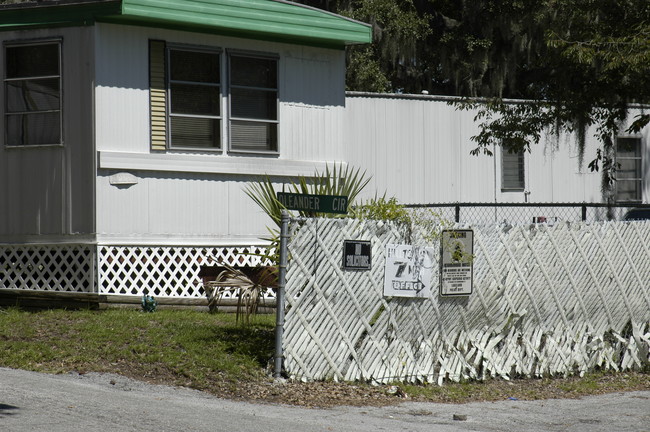 1 Oleander Cir in Lakeland, FL - Building Photo - Building Photo