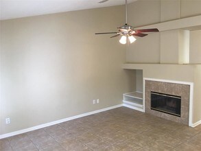 14 Tranquil Glade Pl in Spring, TX - Building Photo - Building Photo