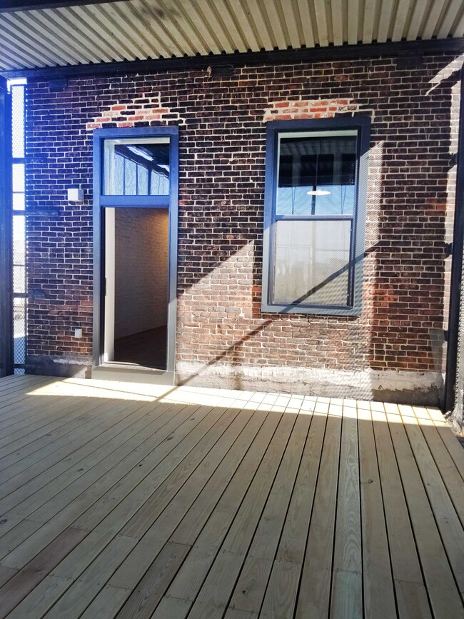 1936 N 2nd St, Unit 3rd FL in Philadelphia, PA - Building Photo - Building Photo