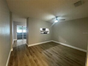 2031 Fluorshire Dr in Brandon, FL - Building Photo - Building Photo