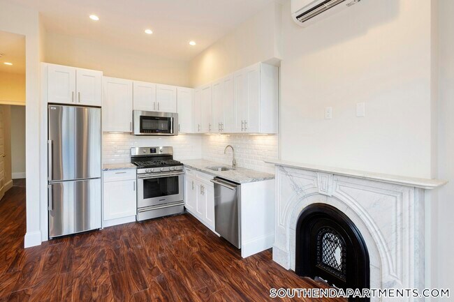 property at 1902 Washington St