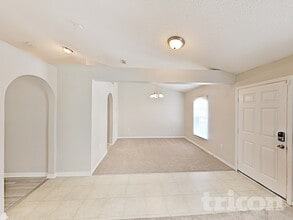 4552 Gondolier Rd in Spring Hill, FL - Building Photo - Building Photo