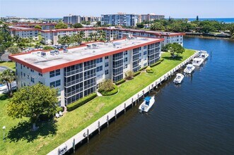 3050 NE 48th Ct in Lighthouse Point, FL - Building Photo - Building Photo