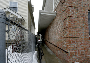 1028 E Grand Street in Elizabeth, NJ - Building Photo - Building Photo