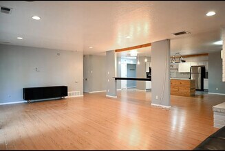 7106 Shoshone Rd NE in Albuquerque, NM - Building Photo - Building Photo