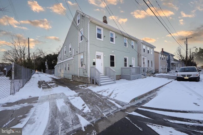 145 Carpenter St in Salem, NJ - Building Photo - Building Photo