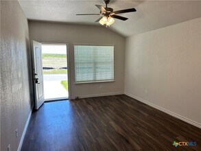 114 Dolphin Dr in Temple, TX - Building Photo - Building Photo