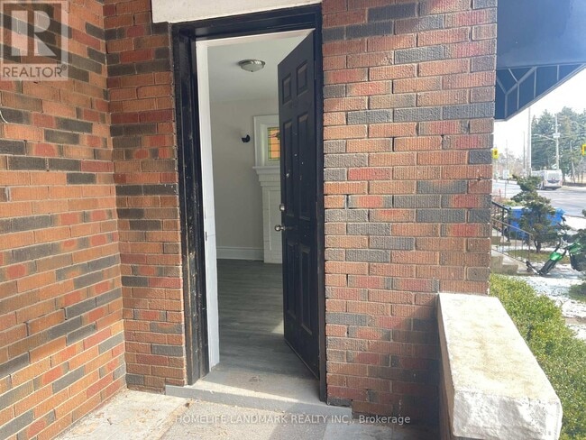 property at 987 Main St E