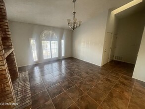 12433 Robert David Dr in El Paso, TX - Building Photo - Building Photo