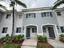 1681 SE 31st Ct in Homestead, FL - Building Photo