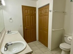 1427 Garay St in Fairbanks, AK - Building Photo - Building Photo