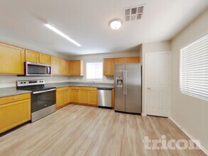 2170 W Silver Creek Ln, Unit 1419 in San Tan Valley, AZ - Foto de edificio - Building Photo