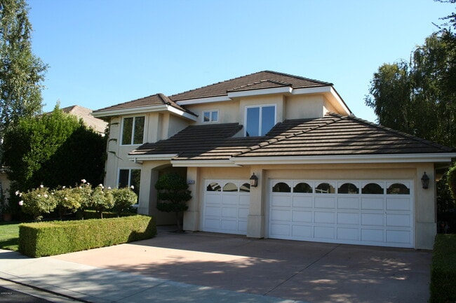 property at 506 Ravensbury St