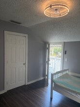 582 N Volusia Ave, Unit A in Orange City, FL - Building Photo - Building Photo