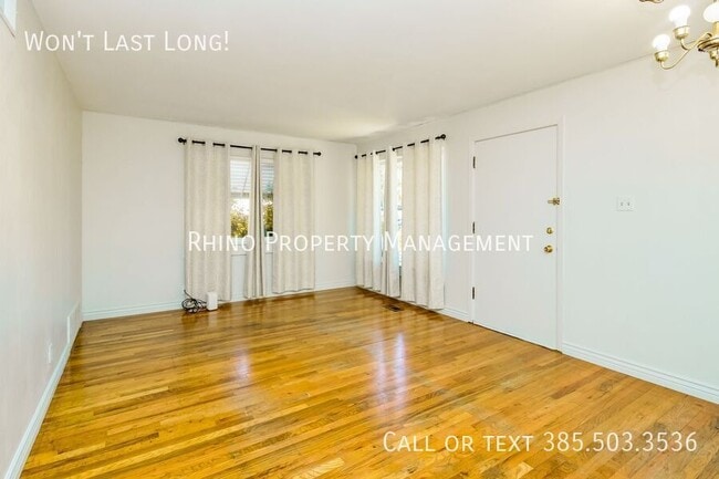 property at 1154 Fremont Ave W