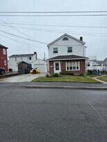 80 Elmwood St in Revere, MA - Building Photo