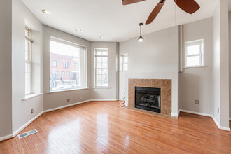 2916 W Warren Blvd in Chicago, IL - Building Photo - Building Photo