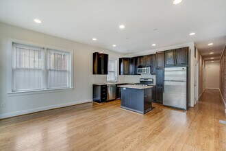 440 Warner St NW, Unit B in Washington, DC - Building Photo - Building Photo