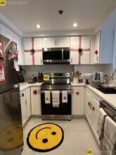 534 Commonwealth Ave in Boston, MA - Foto de edificio - Building Photo