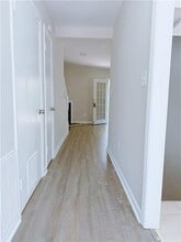 1550 Oakpoint Dr SW in Marietta, GA - Building Photo - Building Photo