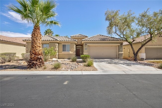 5044 Walbrook Ln