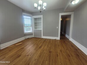 151 4th St in Troy, NY - Building Photo - Building Photo