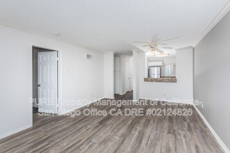 7405 Charmant Dr in San Diego, CA - Building Photo - Building Photo