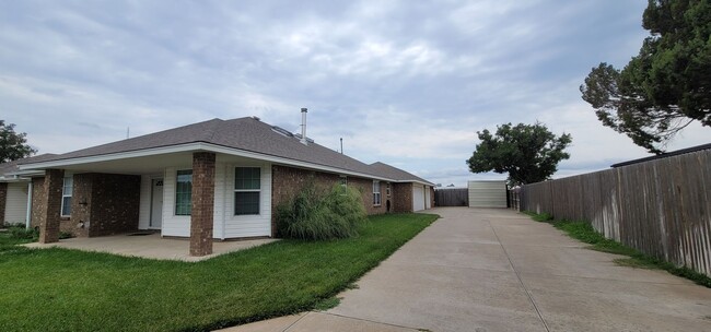 property at 6007 Estacado Ln