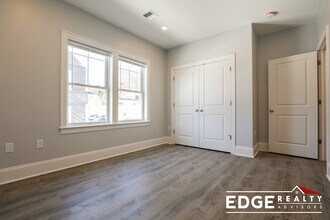 124 Kenrick St, Unit 3 in Boston, MA - Building Photo - Building Photo