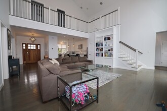 53 Brandeis Rd in Newton, MA - Building Photo - Building Photo
