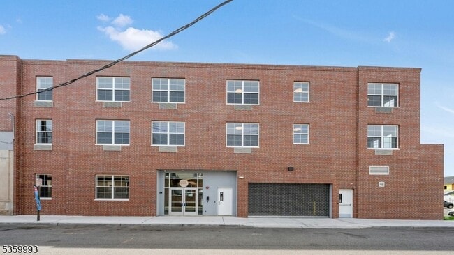 247 Parker Ave in Clifton, NJ - Building Photo - Building Photo