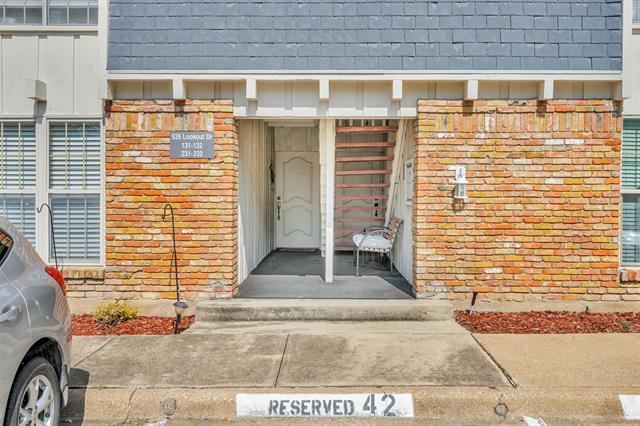 property at 535 W Lookout Dr
