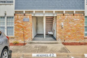 535 W Lookout Dr in Richardson, TX - Building Photo - Building Photo